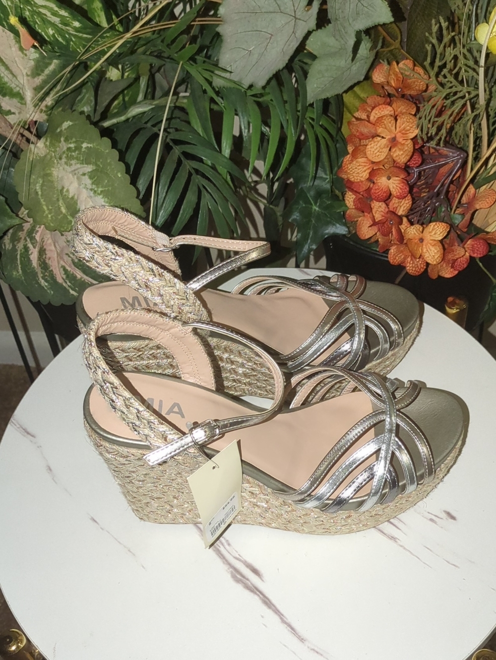 ❤️SALE❤️ MIA Silver Metallic Espadrille Wedge Sandals - Picture 4 of 10